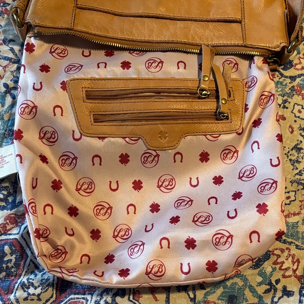 Lucky Brand Tan Leather Crossbody Bag with Front Zip Pockets - Picture 4 of 7
